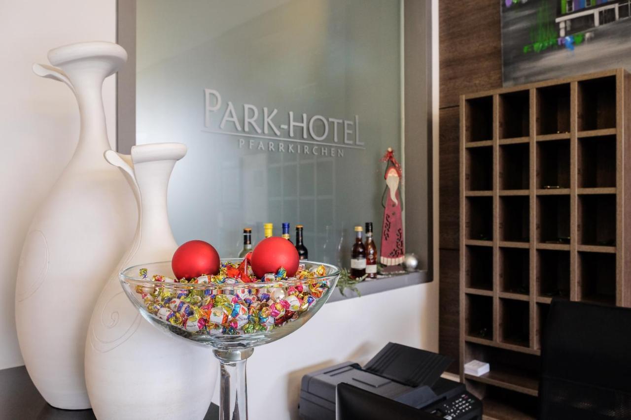 Parkhotel Пфаркирхен Екстериор снимка